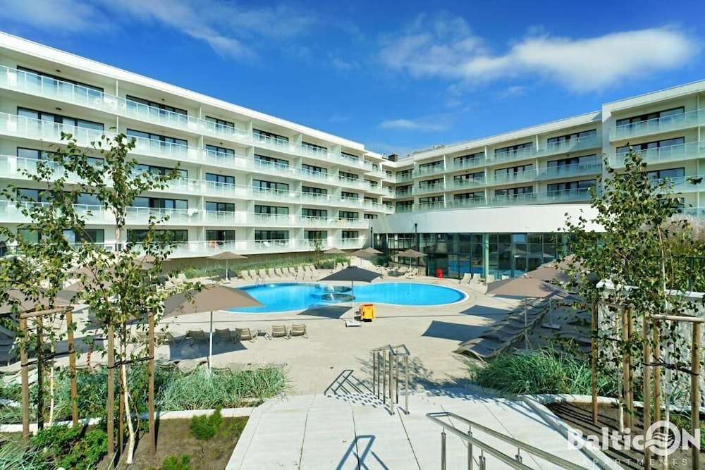 Polanki Aqua Nemo Apartamenty Kołobrzeg — 4-Star Luxury Hotel in Grzybowo, Poland