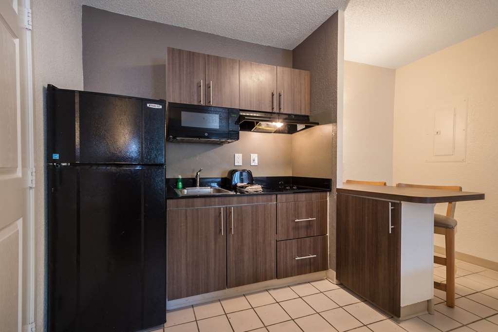 Motel 6 Duluth GA Atlanta Gwinnett Place - photo 12