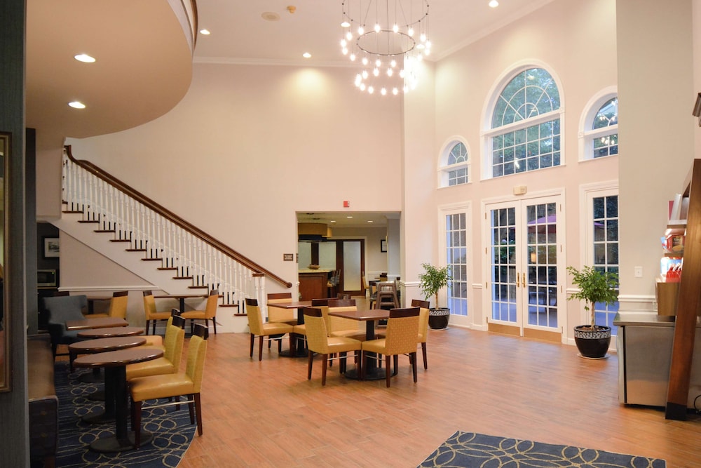 Hampton Inn Salem East Electric Road - photo 32