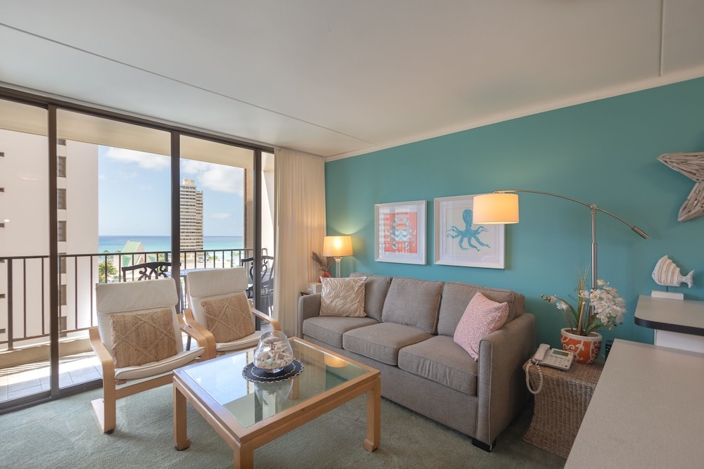 Modern 12th Floor Waikiki Banyan Condo with Partial Ocean Views by Koko Resort Vacation Rentals Honolulu - photo 14
