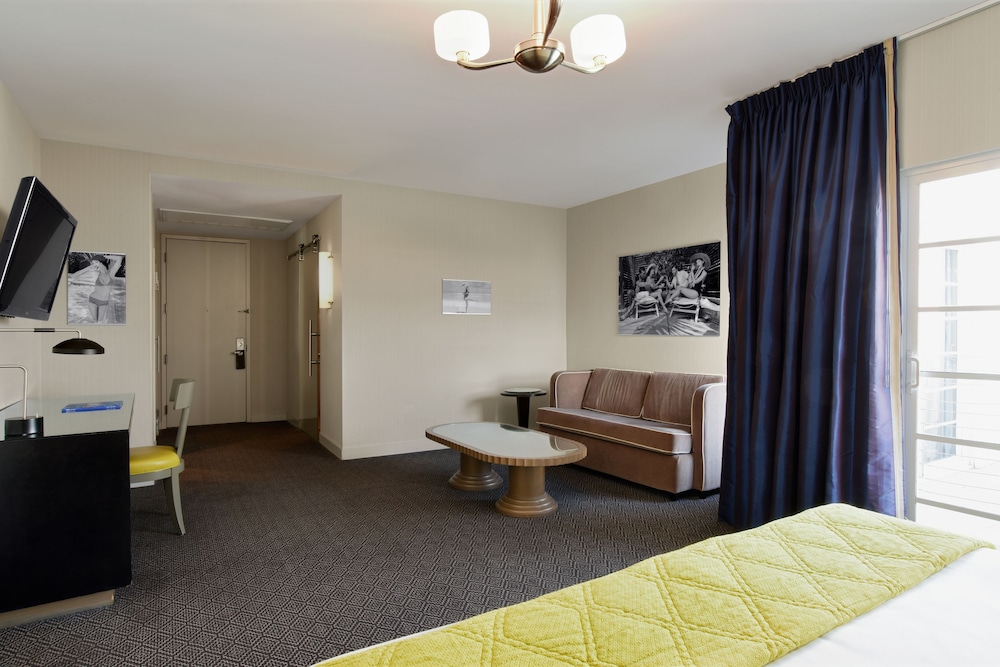 Hotel Breakwater South Beach - photo 14