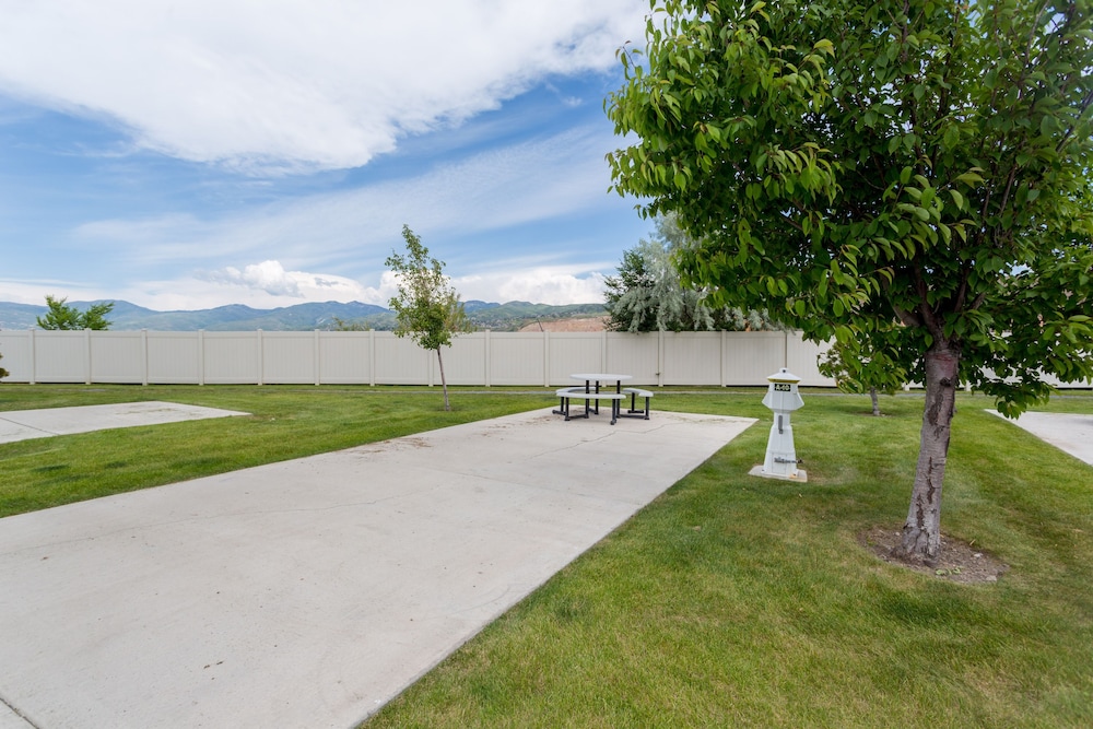 Pony Express RV Resort - photo 9