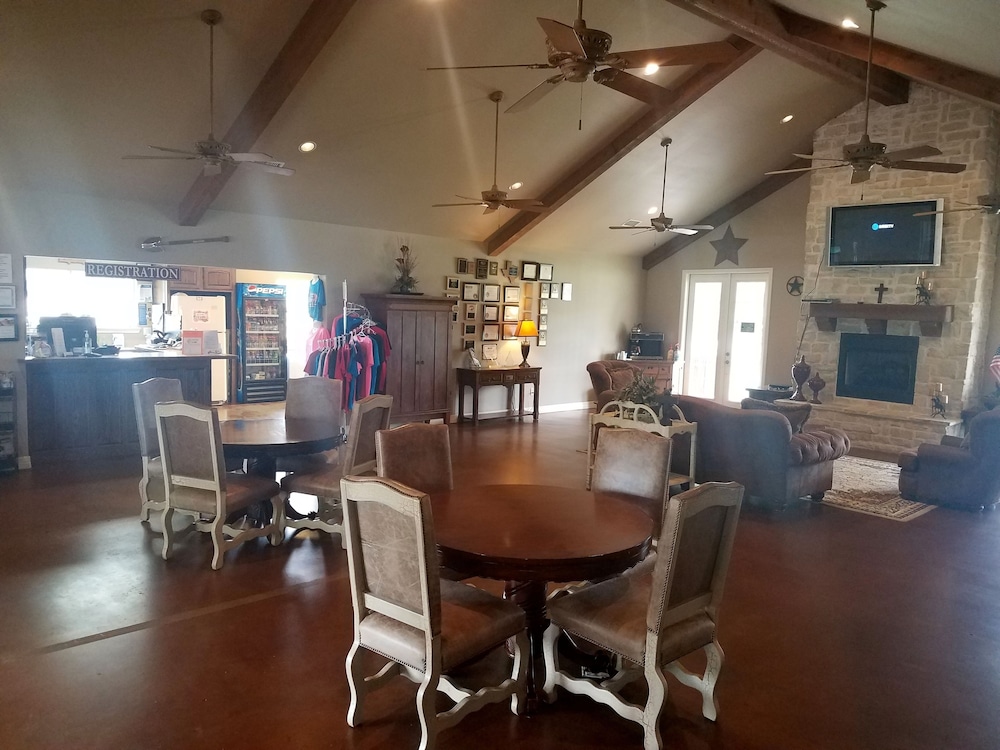 Mill Creek Ranch Resort — Canton — photo 3