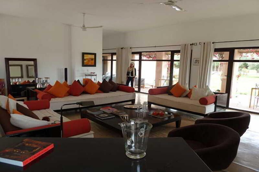 Nat & Mayou - carbon neutral hotel in Onzain