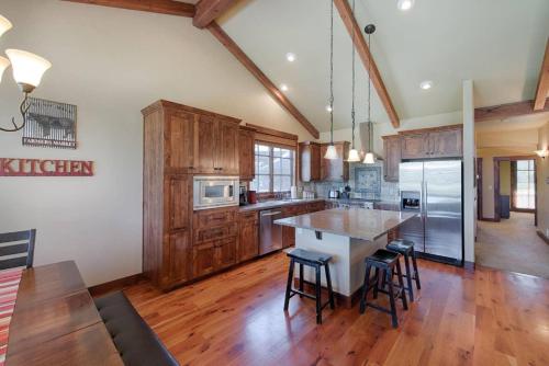 Greystone on Payette Lake by Casago McCall Donerightmanagement - photo 17