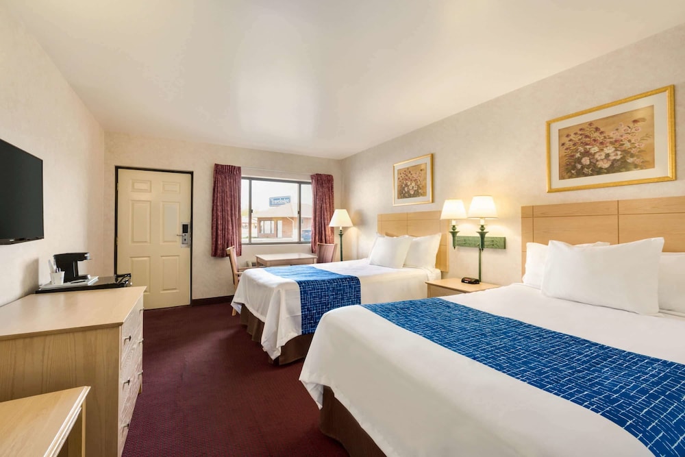 Travelodge by Wyndham Niagara Falls - photo 19