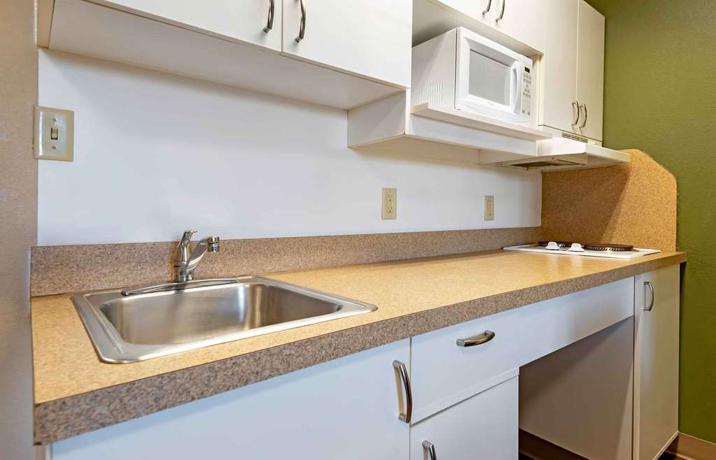Extended Stay America Suites Rochester Henrietta - photo 11