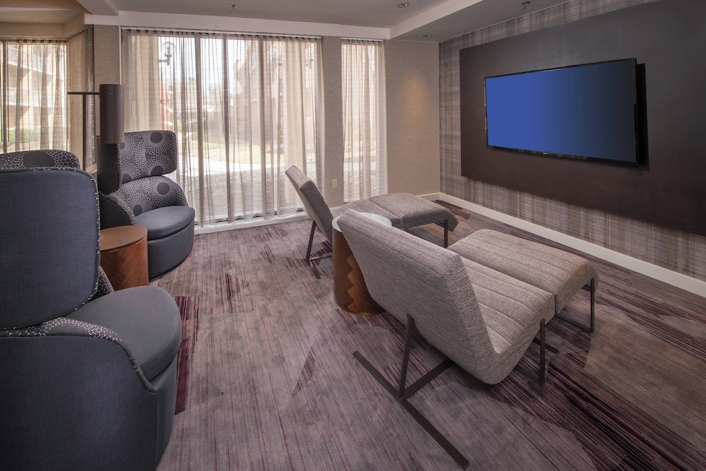 Courtyard by Marriott Washington Dulles Airport Chantilly - photo 21