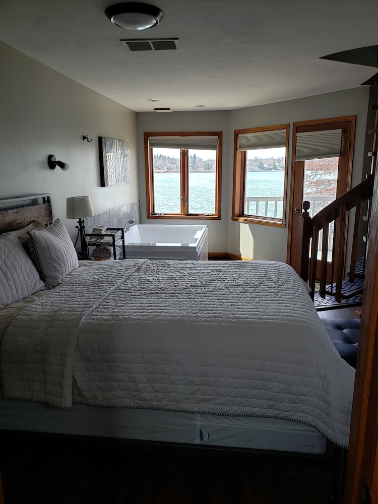 Snug Harbor Inn - photo 59