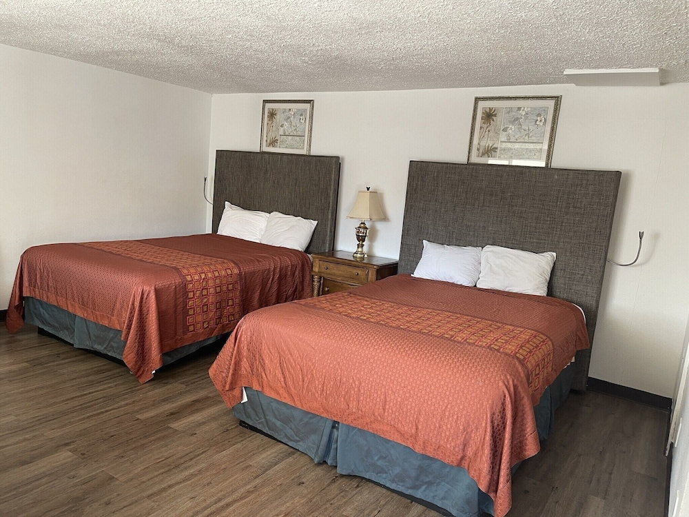 Safari Motel - photo 18