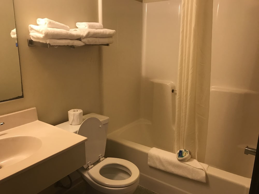 Smart Choice Inn - photo 22