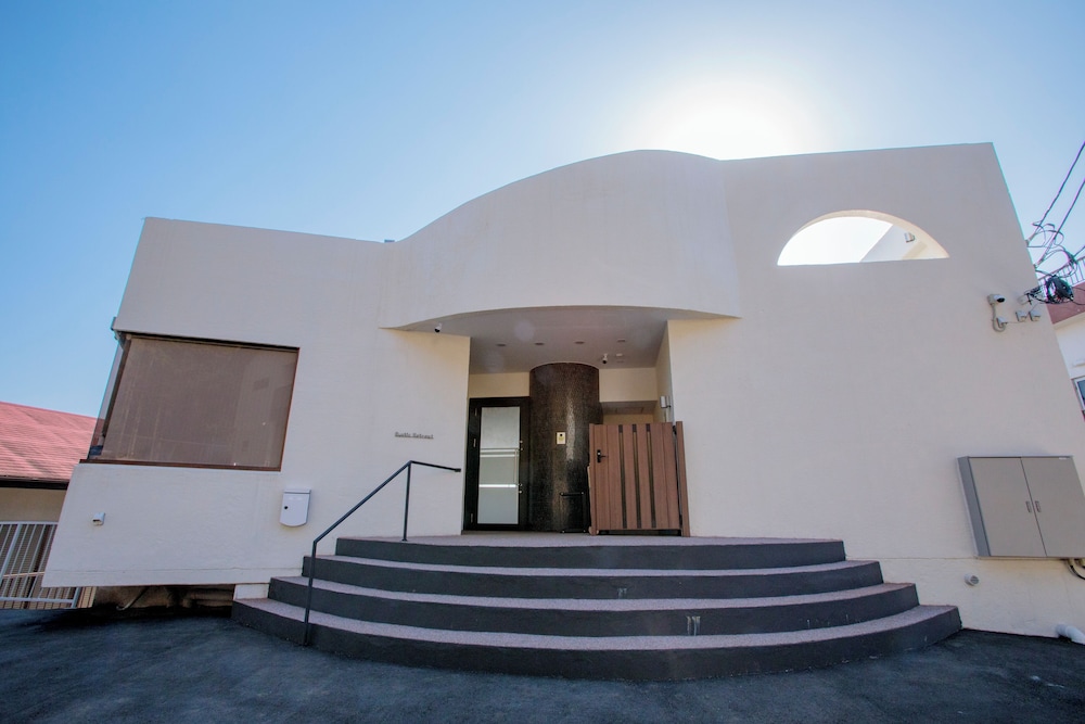 Retreat Manazuru Rustic Retreat in Yugawara, Japan