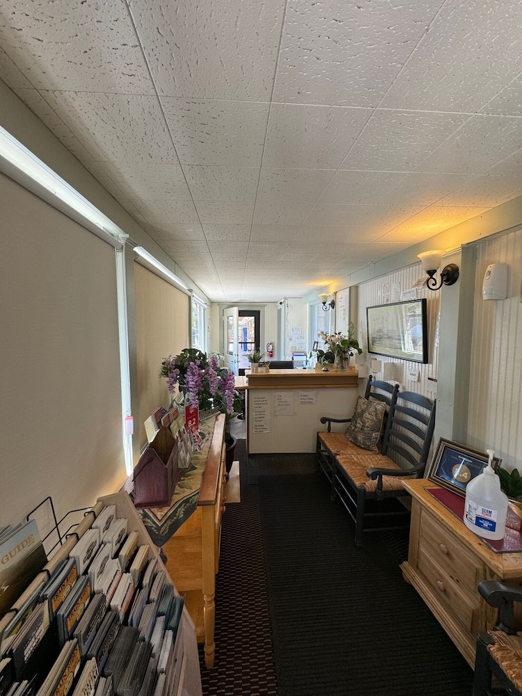 Rugged Country Lodge - photo 2