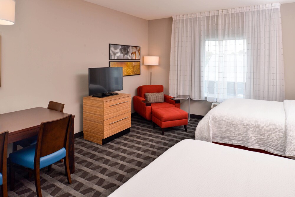 TownePlace Suites by Marriott Laplace - photo 11