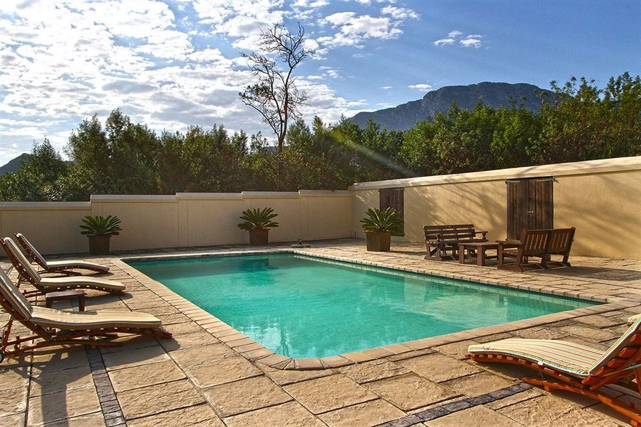 Sea Villa Glen Craig