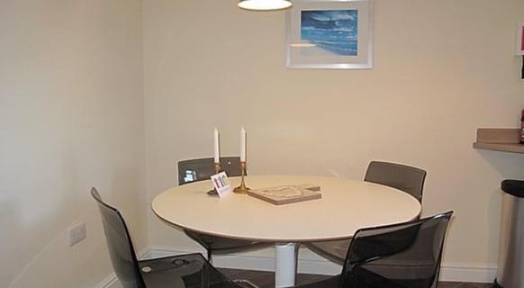 Seaside View Apartment Sunny bright two bedroom apartment Lift inside