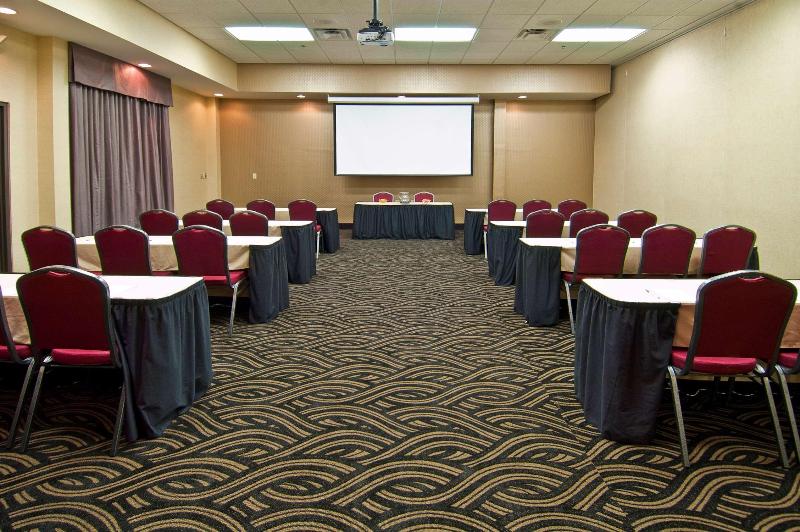 Hampton Inn & Suites Millington - photo 6
