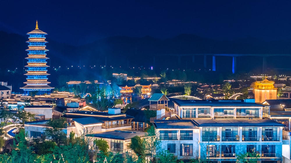 Hotels in Lady Island Resort in Shangrao, People's Republic of China