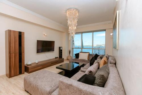 Appartement Centre ville vue mer 2 chambres spacieuses — 4-Star Luxury Hotel in Tangier, Morocco