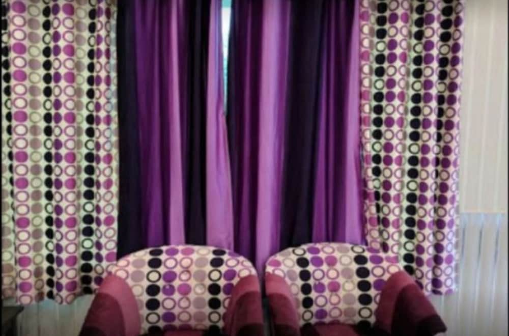 Hotel Gulmor Garden - last minute hotel in Jaipur