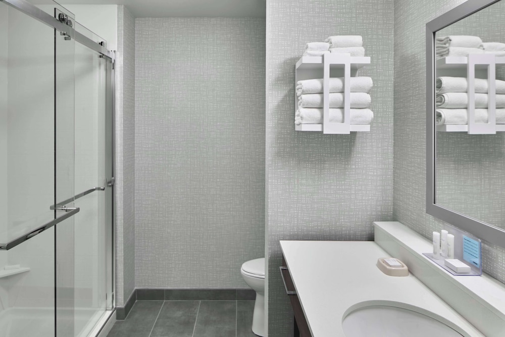 Hampton Inn & Suites Saratoga Springs Downtown - photo 63