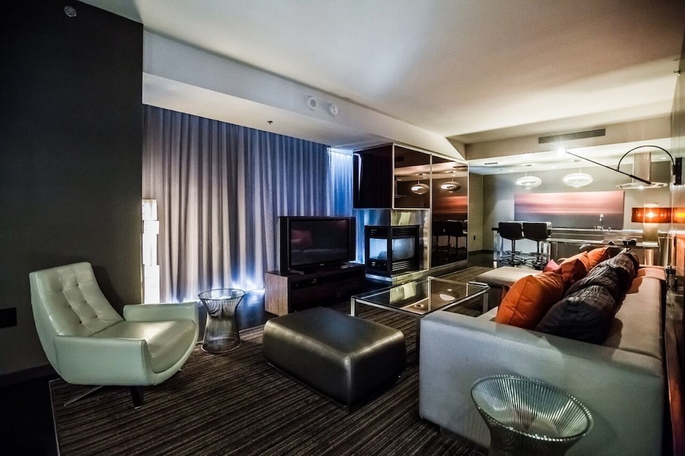 Palms Place Condo Hotel & Casino - photo 55