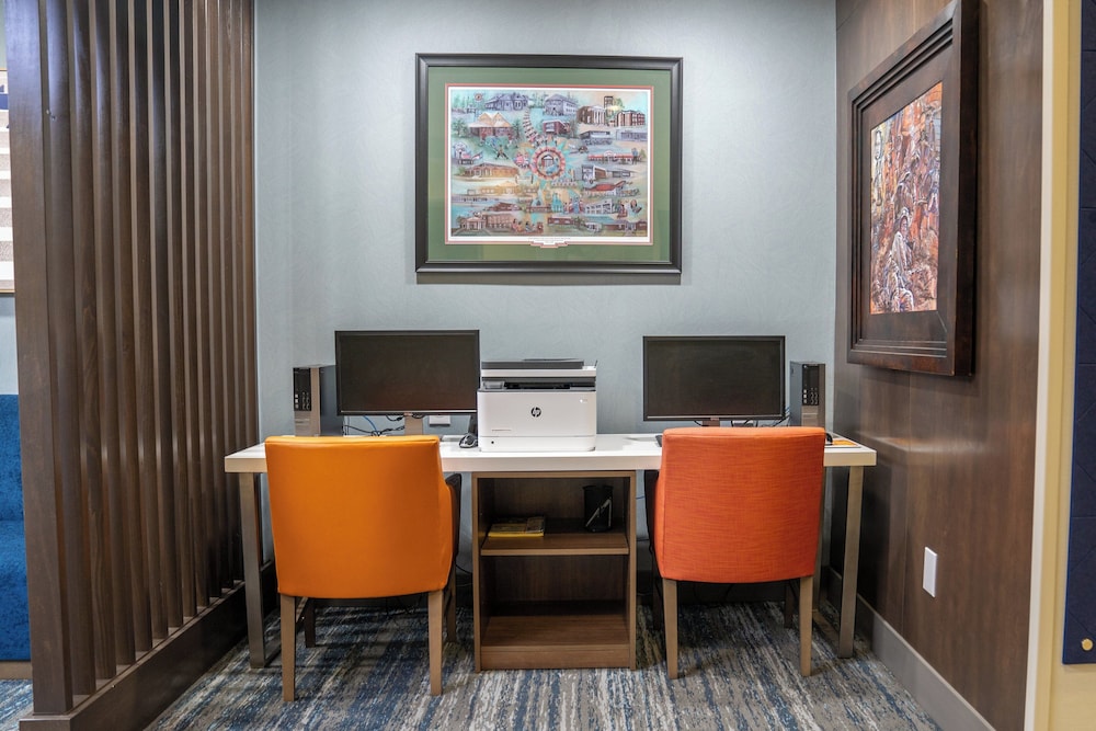 Holiday Inn Express Pembroke by IHG - photo 45