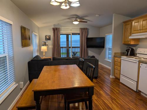 The Waterfront at Potlatch - photo 45