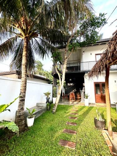 Surf Heavens - last minute hotel in Tangalle