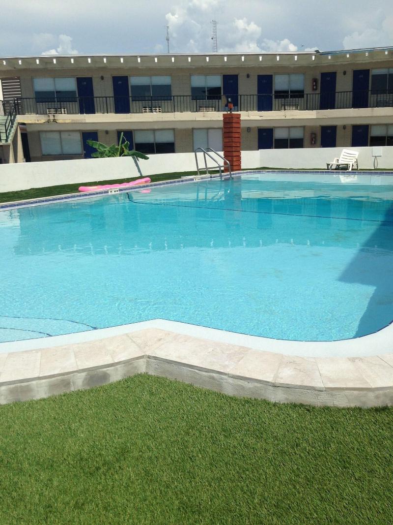 Banana Peel Resort - photo 4