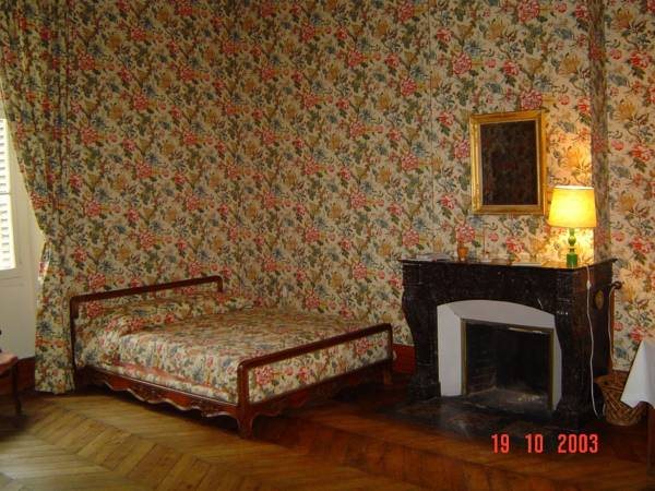 Château de Busset — 4-Star Luxury Hotel in Vichy, France