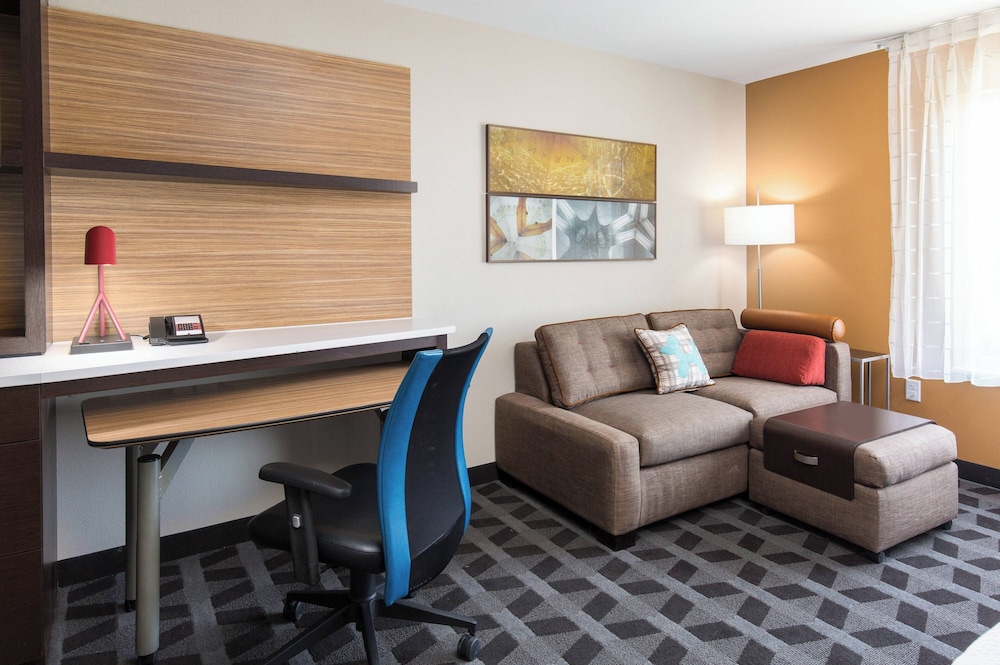 TownePlace Suites by Marriott Austin North Lakeline - photo 8