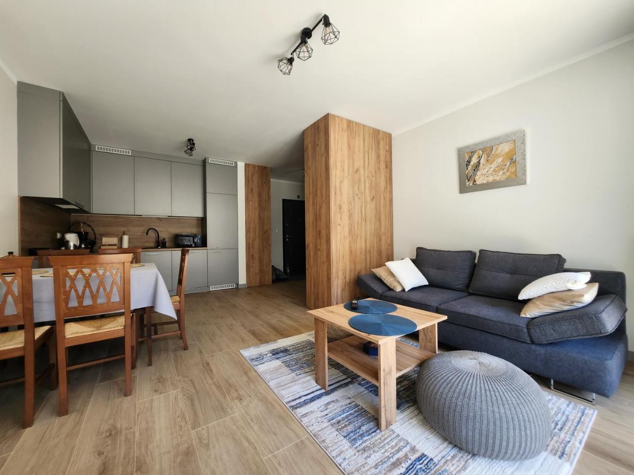Dwa Jelonki ul Ściegiennego centrum garaż ogródek — 4-Star Luxury Hotel in Kielce, Poland