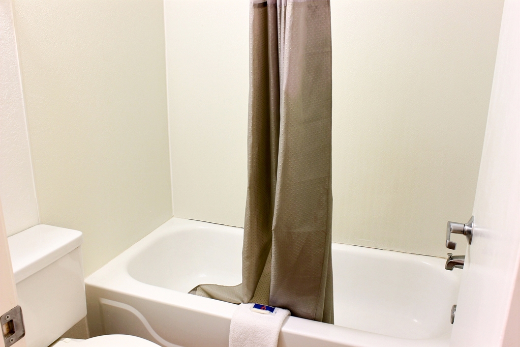Motel 6 Coalinga CA East - photo 20