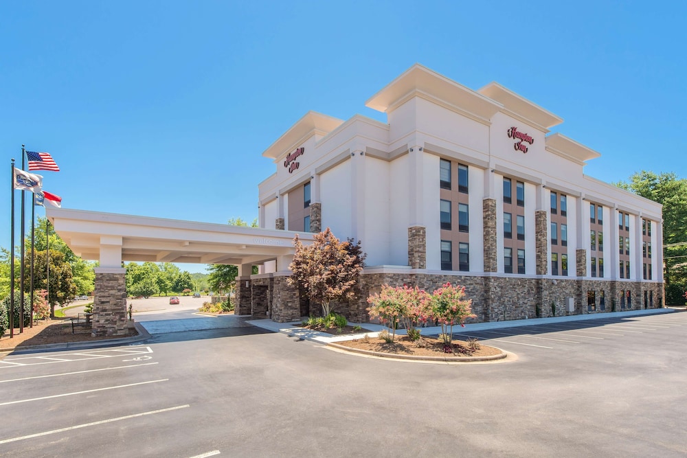 Hampton Inn Wilkesboro - featured photo