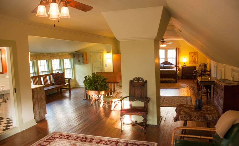 Black Mountain Inn - photo 31