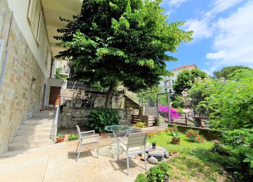Garden & View — 4-Star Luxury Hotel in La Spezia, Italy