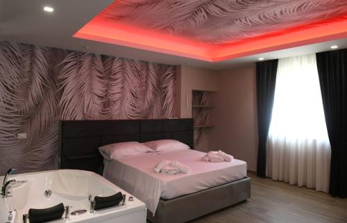 Aria Di Mare Luxury B&B — 4-Star Luxury Hotel in Marina Di Schiavonea, Italy