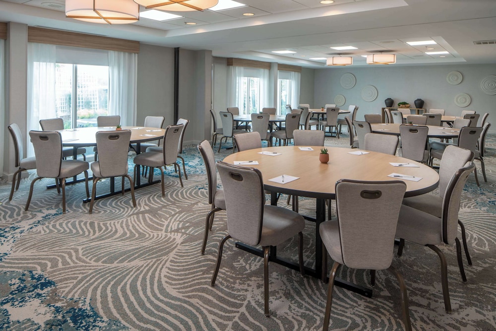 Hilton Garden Inn Orlando Airport - photo 35