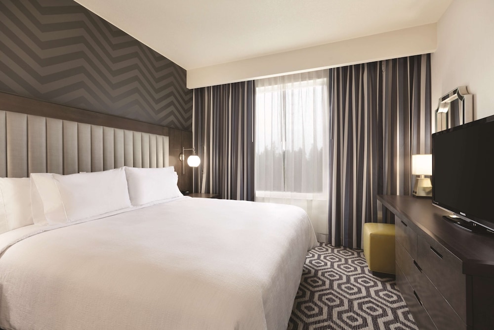 Embassy Suites Portland Hillsboro Oregon - photo 6