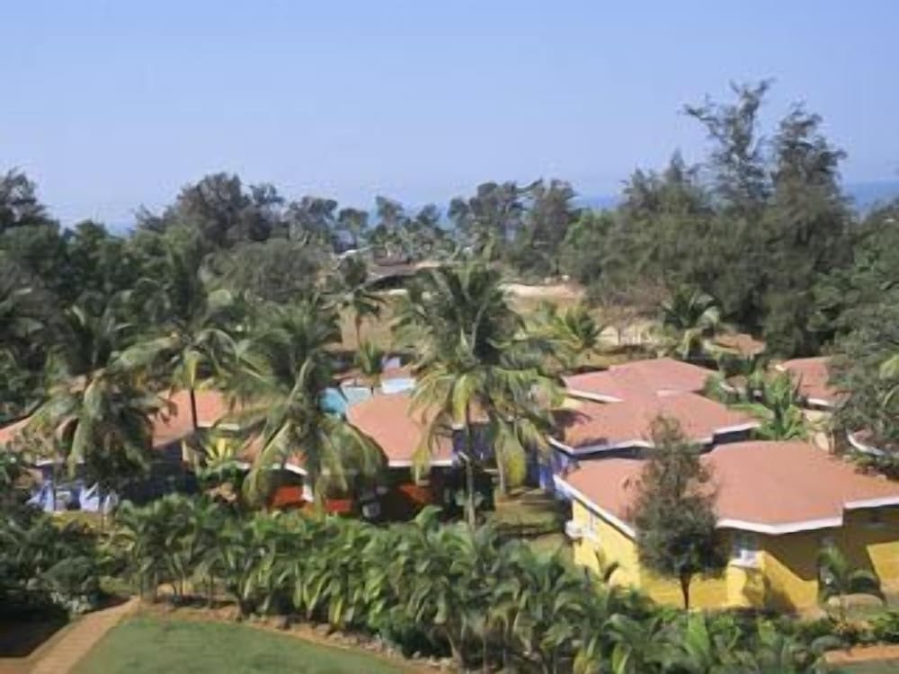 Varca Palms Beach Resort — Varca