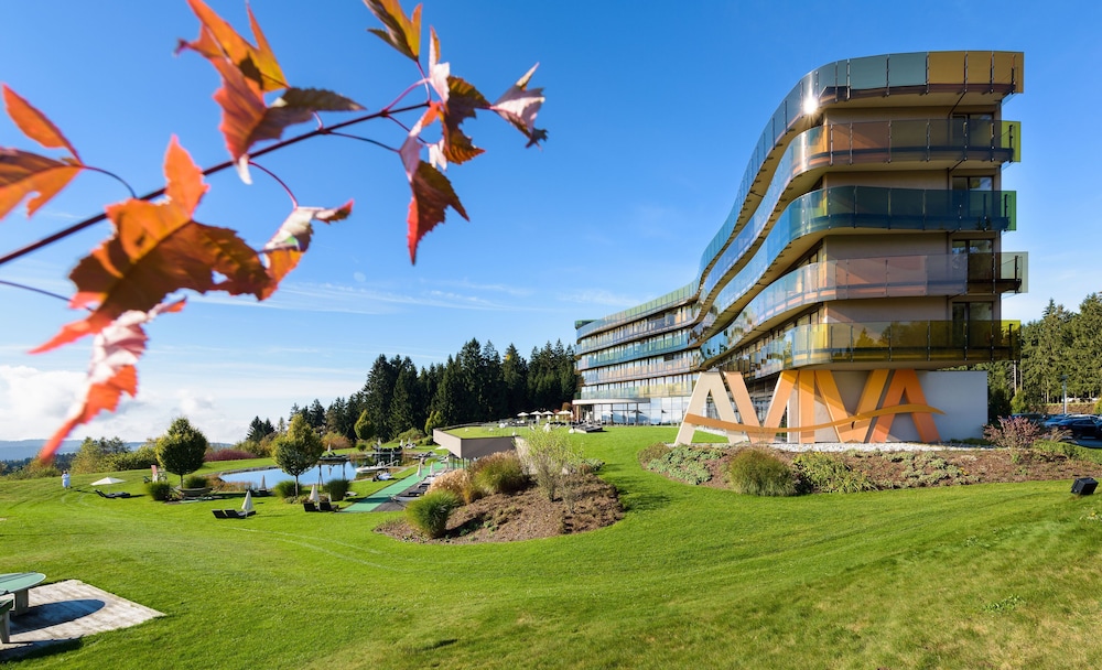 Hotel AVIVA make friends Singles only — 4-Star Luxury Hotel in Afiesl, Austria