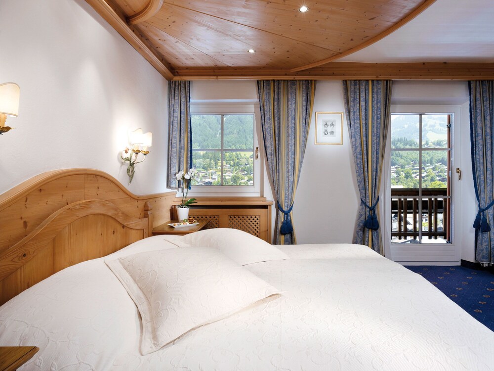 Hotel Weisses Roessl — Kitzbuehel — photo 5