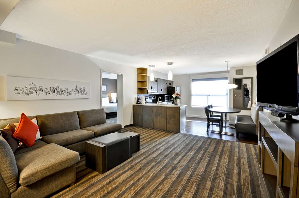 Hyatt House Atlanta Cobb Galleria - photo 32