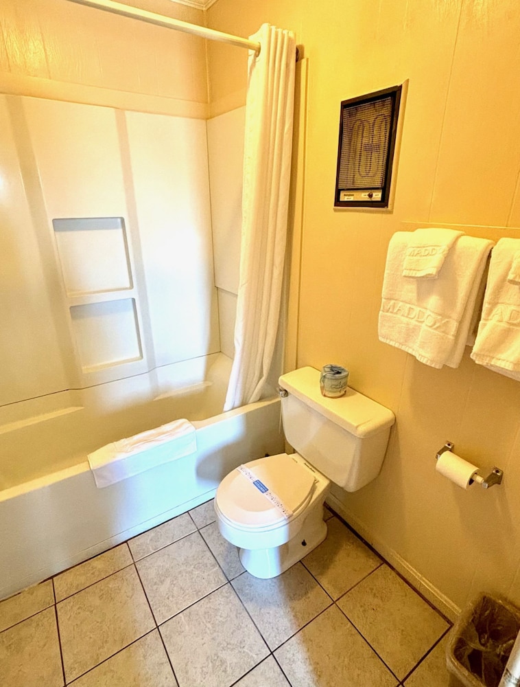 Maddox Inn - photo 46