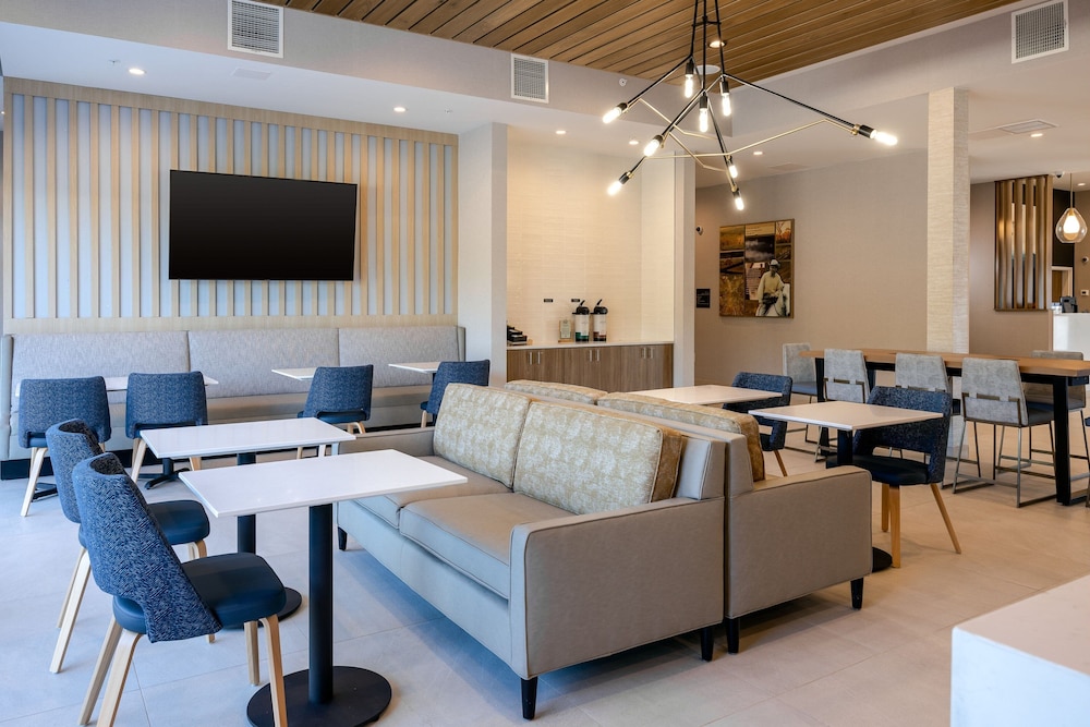 TownePlace Suites by Marriott Canton Riverstone Parkway - photo 39