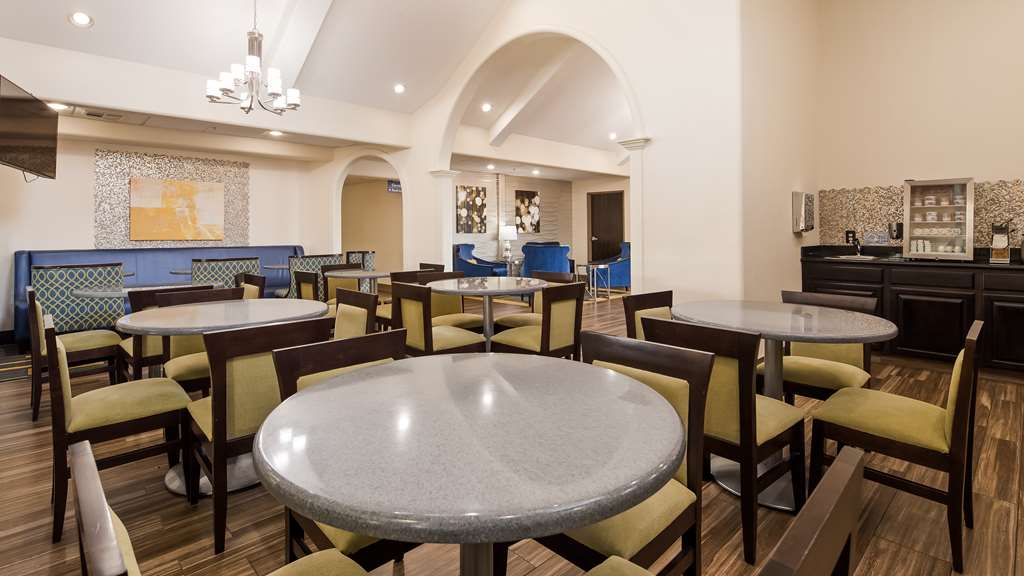 Best Western Plus Tulsa Inn & Suites - photo 16