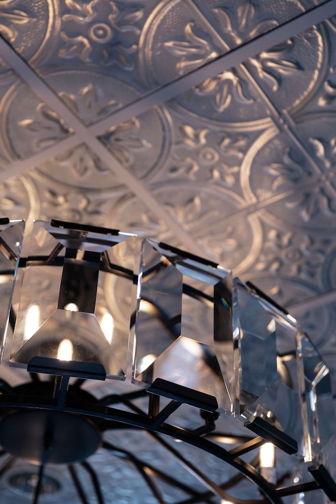 The Foundry Hotel Asheville Curio Collection by Hilton - photo 25