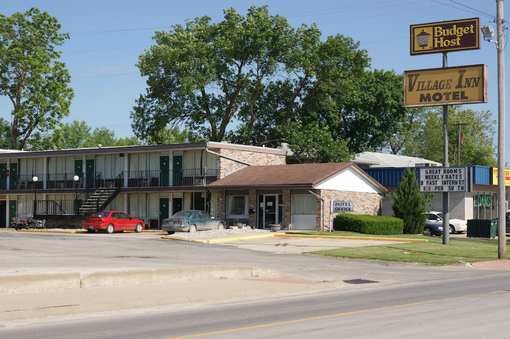 Budget Host Village Inn - photo 18