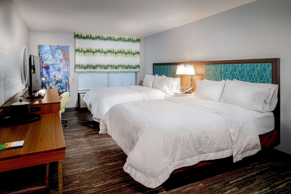 Hampton Inn Paramus - photo 12
